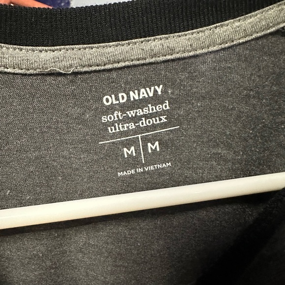 Old Navy Grey Long-Sleeve Shirt - Picture 4 of 4